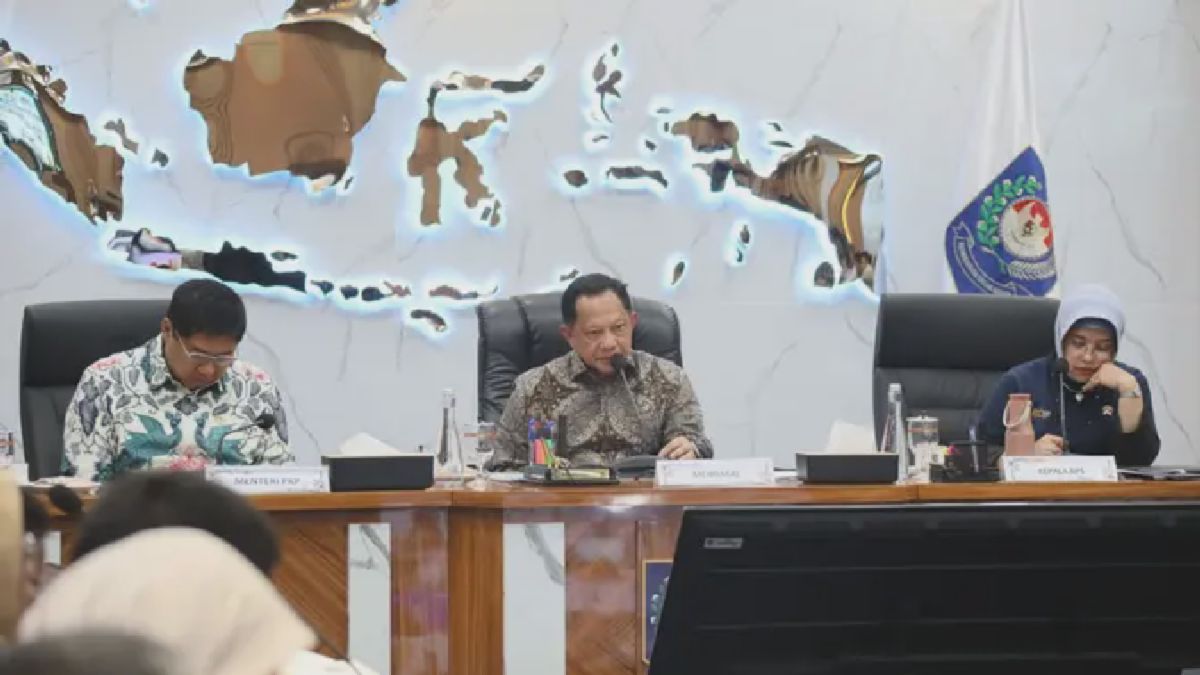 Mendagri Tito Pimpin Rapat Efisiensi dan Progres BSPS