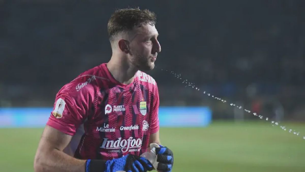 Persib Juara Liga, Debut Adam Przybek Jadi Fondasi Awal