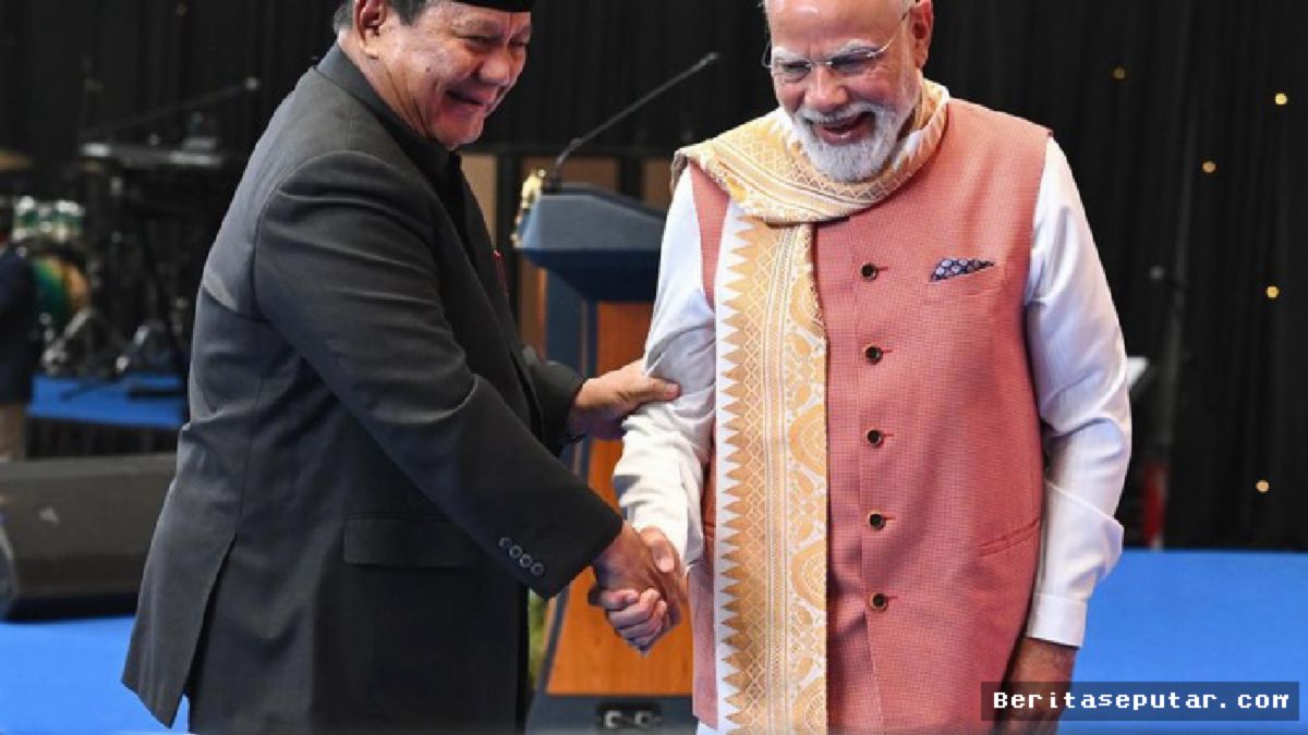 Jakarta — Musik tabla dan sitar bergema lembut di Ballroom Jakarta Convention