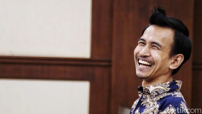 Kronologi Adam Deni Rusak Ruko dan Pamer Airsoft Gun di Jakut hingga Ditahan Polisi