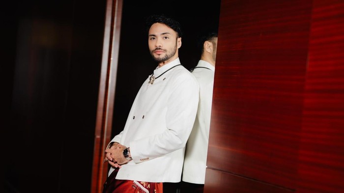 Refal Hady Akhirnya Buka Suara soal Hubungan dengan Aisyah Aqilah