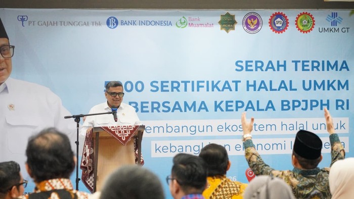 5.000 UMK Terima Sertifikat Halal, BPJPH Tegaskan Peran Strategisnya sebagai Instrumen Ekonomi