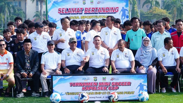 HUT Bhayangkara ke-80, Polsek Cikarang Pusat Gelar Mini Soccer Cup Pelajar