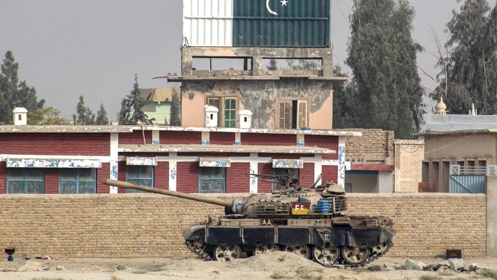 Serangan Udara Pakistan Kembali Guncang Afghanistan, Puluhan Warga Sipil Tewas
