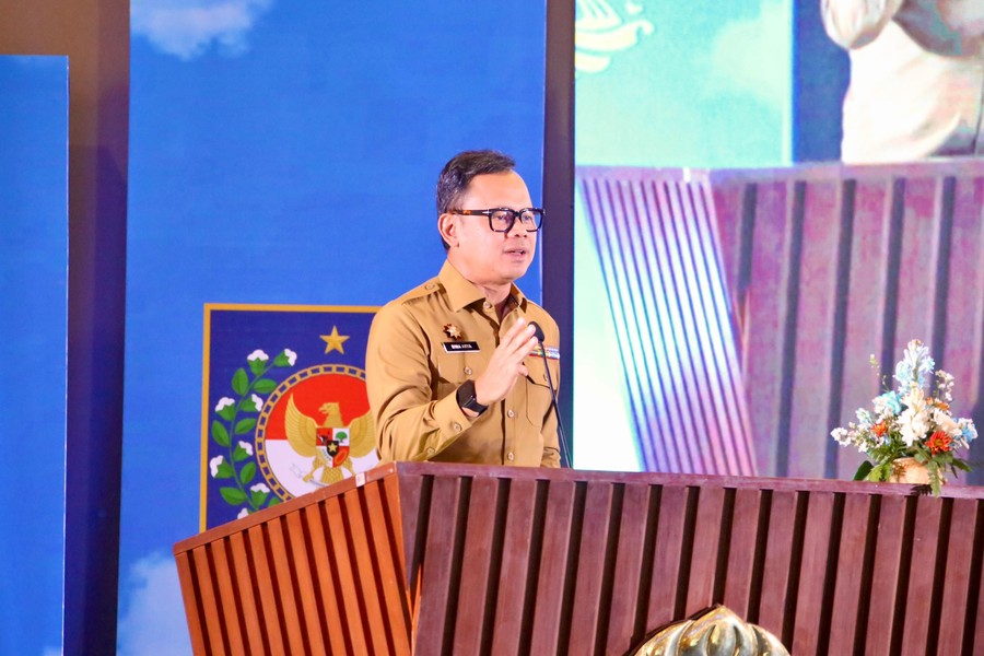 Wakil Menteri Dalam Negeri (Wamendagri) Bima Arya Sugiarto secara resmi memulai Program Kepala Desa Masuk Kampus Angkata