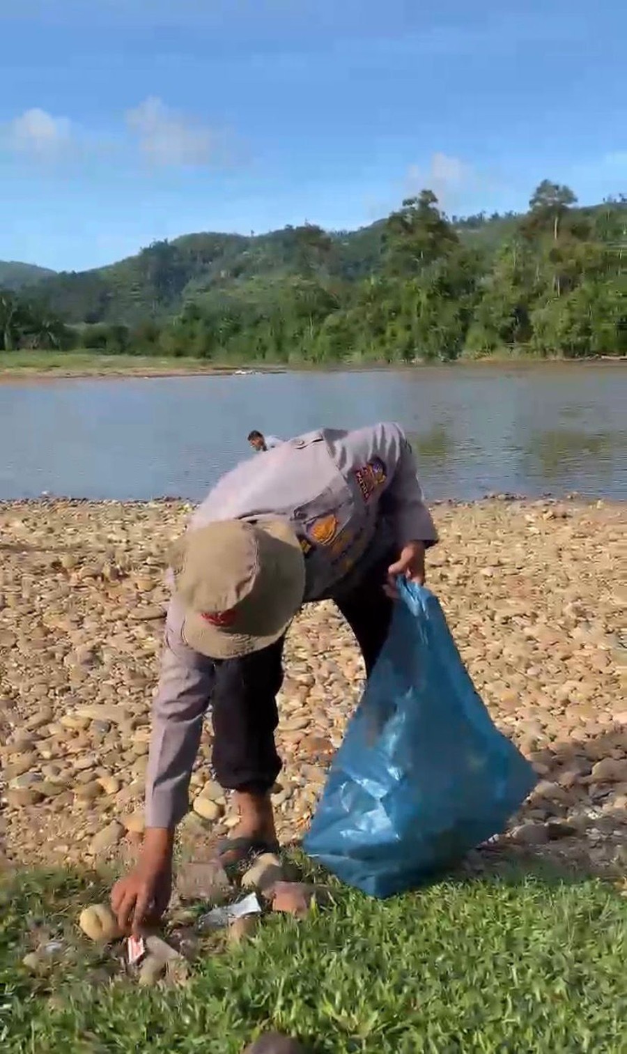 Semangat Gotong Royong Warnai Gerakan ASRI di Sungai Subayang
