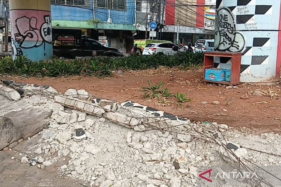 Satu ‘Rayap Besi’ Pencuri Pagar Taman Flyover Kampung Melayu Dibekuk Polisi