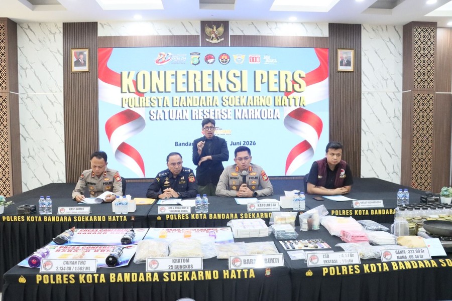 Tangerang  — Satuan Reserse Narkoba Polresta Bandara Soekarno-Hatta berhasil membongkar jaringan produksi dan peredara