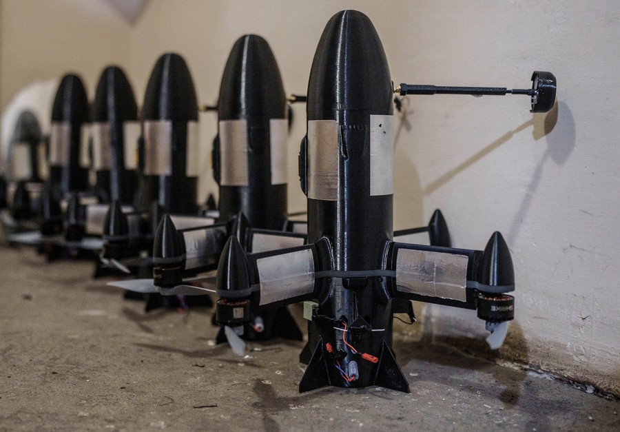 Panas! Rusia Tembak Jatuh Puluhan Drone Ukraina di Kota Kelahiran Putin