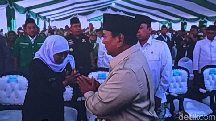 Prabowo: Apa Gara-gara Harga BBM Tak Naik, Bahlil Dapat Tepuk Tangan Meriah?