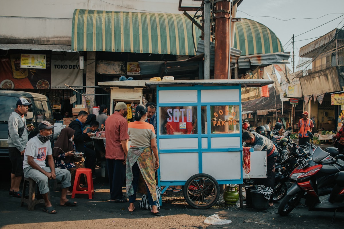 Kopi dalam Perspektif Agama dan Kesehatan: Tradisi Indonesia yang Penuh Hikmah