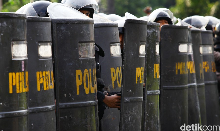 Ribuan Personel Gabungan Dikerahkan Amankan Aksi Massa di Tiga Titik Vital Jakarta Hari Ini