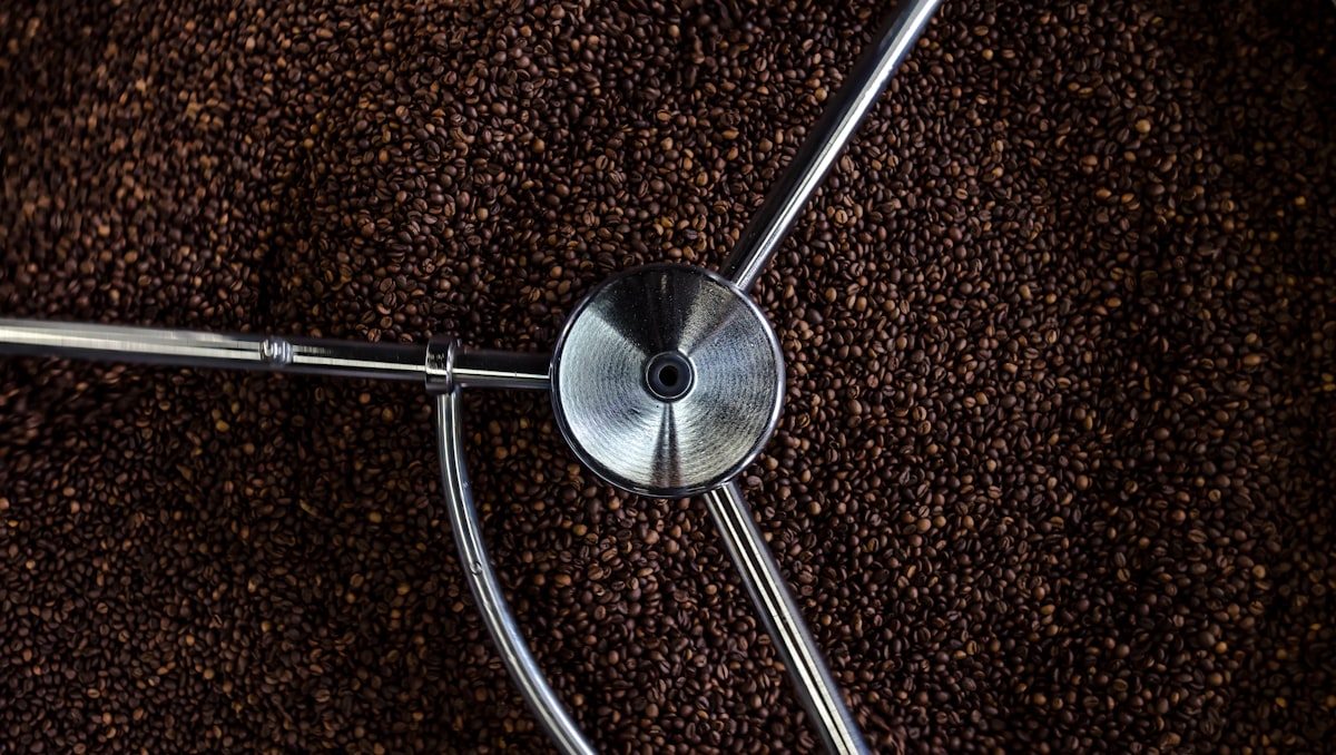 Secangkir kopi bukan sekadar minuman berkafein. Di balik warna hitam pekatnya, tersimpan kompleksita