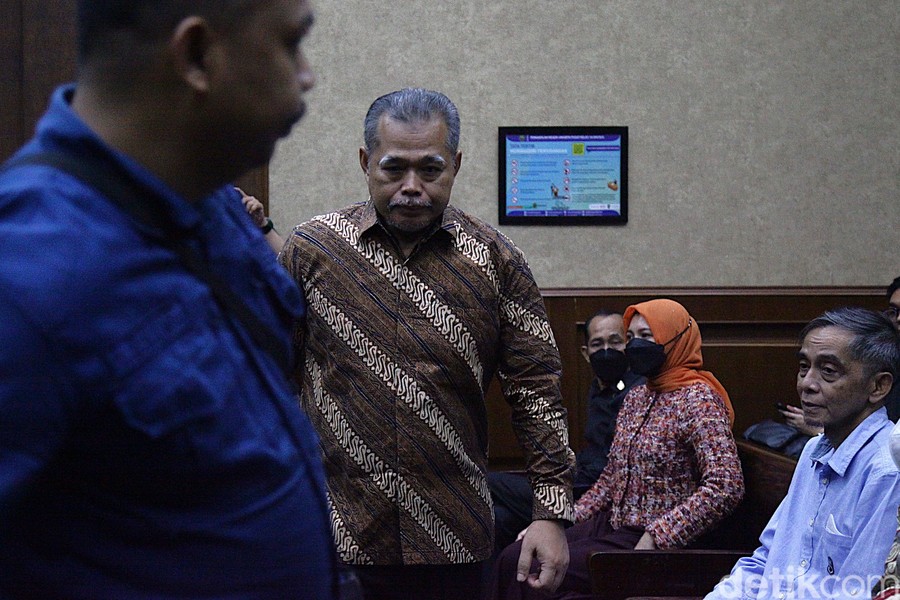 Mahkamah Agung Tolak Kasasi Hakim Djuyamto, Vonis 12 Tahun Penjara Tetap Berlaku