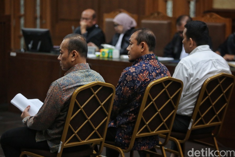 Tiga Pejabat Bea Cukai Didakwa Terima Suap Rp 78,8 Miliar
