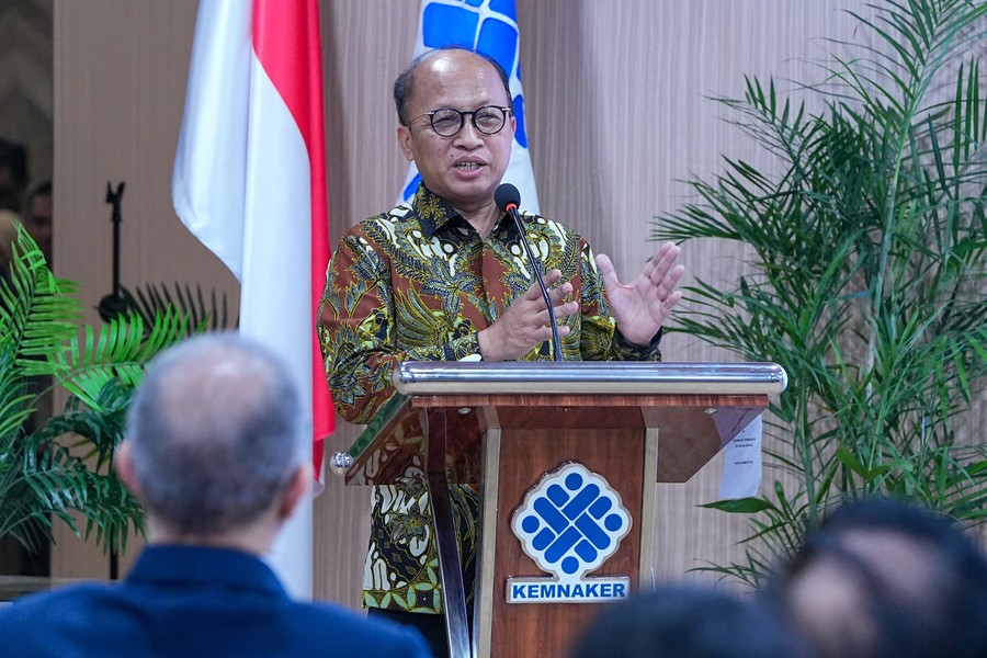 55 Ribu Buruh Terancam PHK Imbas Harga Gas Mahal, Kemnaker Buka Suara