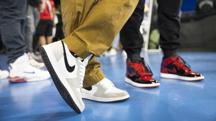 4.000 Buruh Pabrik Pemasok Sepatu Nike di Bandung Terpaksa Dirumahkan