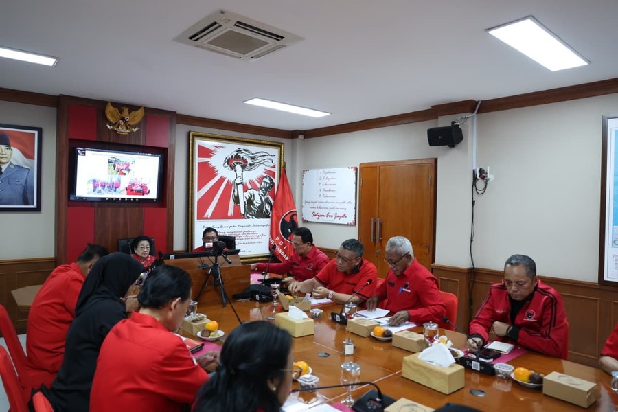 Megawati Pimpin Rapat DPP PDIP Bersama Hasto dan Ahok, Fokus Antisipasi El Nino