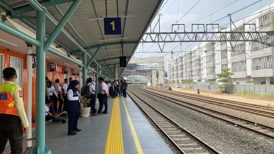 Stasiun JIS Mulai Layani KRL, Tarif Spesial Rp 1 Hingga Akhir Juni