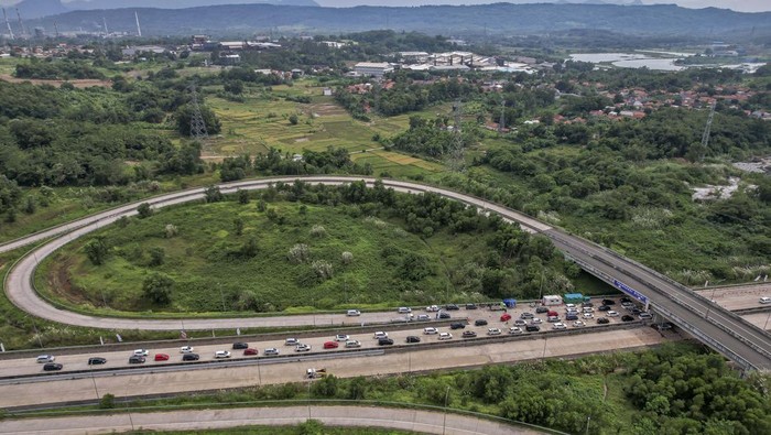 Kabar Baik Pengguna Jalan, Tol Japek II Selatan Ditargetkan Beroperasi Penuh 2027