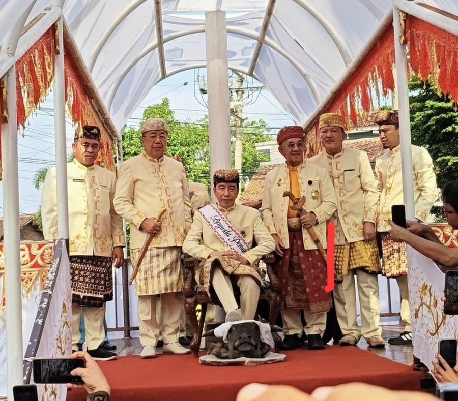 Ritual Injak Kepala Kerbau bukan Simbol Politik, Ini Makna di Balik Tradisi Adat Lampung