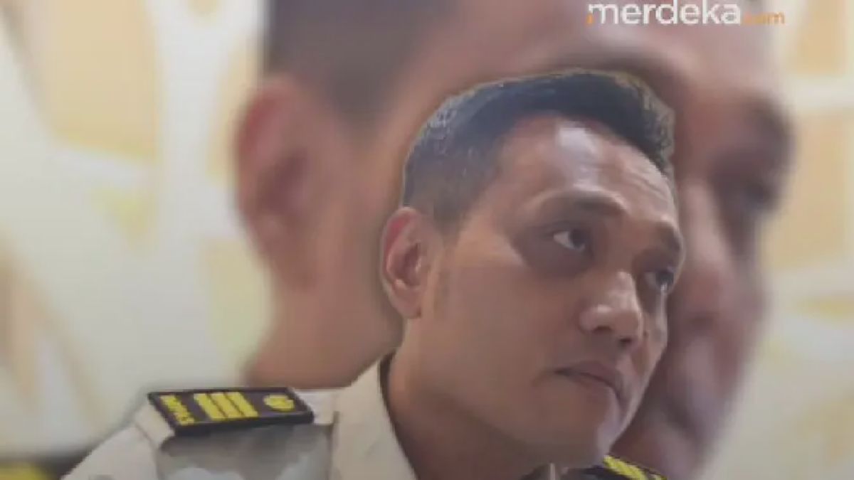 Jakarta Pusat — Pemohon Paspor Terapis Pijat Tawarkan Suap Petugas Imigrasi