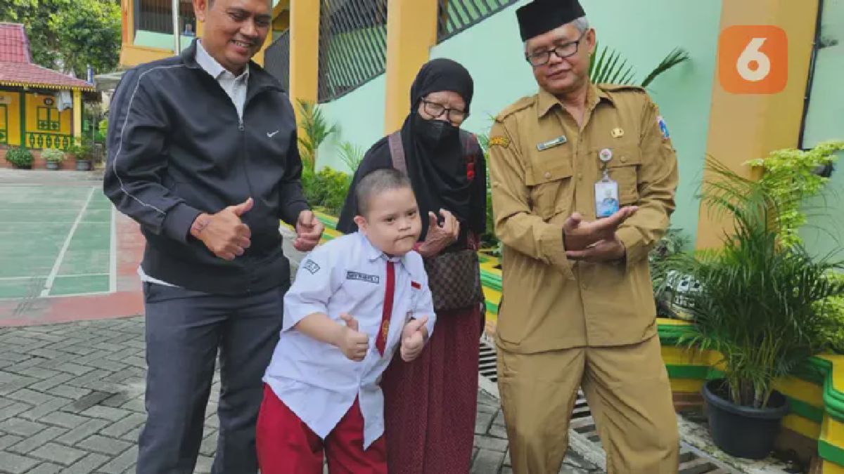 The user wants me to rewrite a news article in Indonesian, journalistic