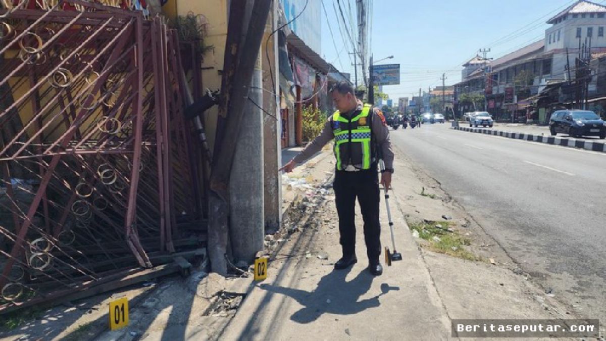 Deru mesin yang biasanya membelah aspal Jalan Solo-Wonogiri, siang itu berganti menjadi