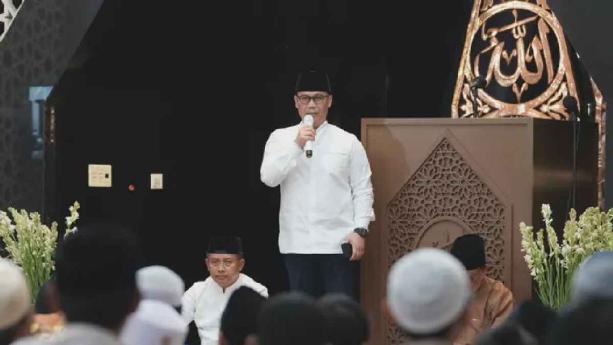 PDIP DKI Tabur Bunga di Laut untuk Peringati Lahir Suami Megawati