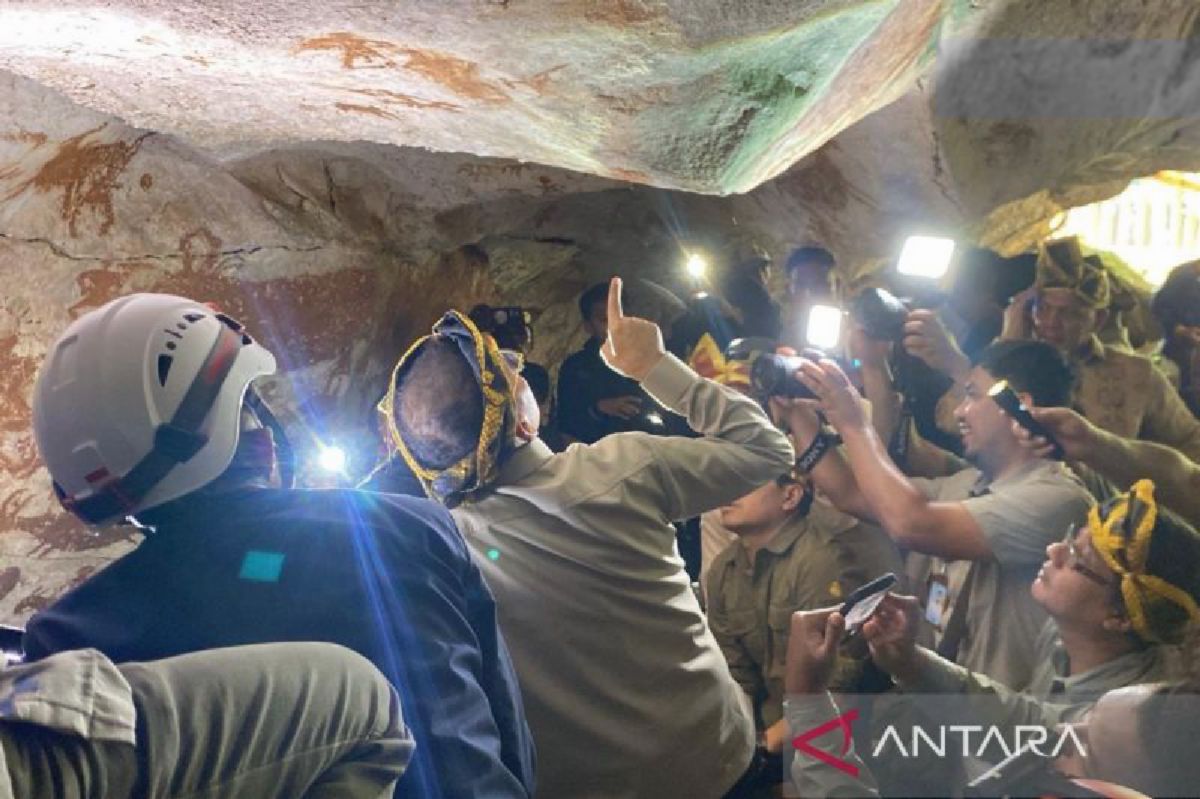 Kemenbud Tetapkan Gua Liangkabori dan Liang Metanduno sebagai Cagar Budaya Nasional