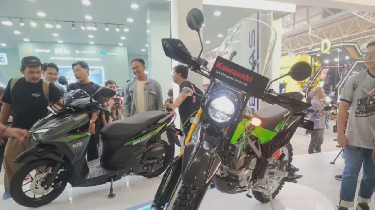 Brusky 125 Jadi Sorotan di Peluncuran Tiga Motor Kawasaki