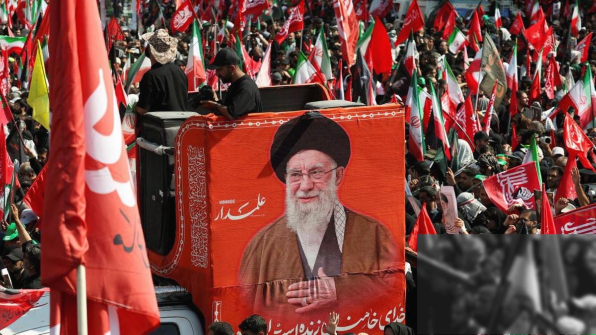 TEHERAN — Ayatollah Ali Khamenei Tutup Usia, Umat Iran Ratapi Warisan Pidato Soekarno