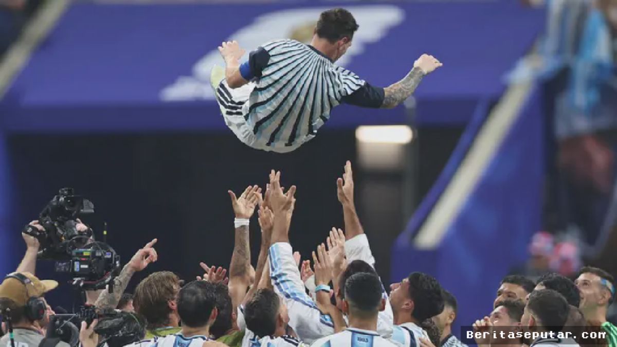 Atlanta — Pundak-Pundak Itu Mengangkat Messi ke Langit Dunia