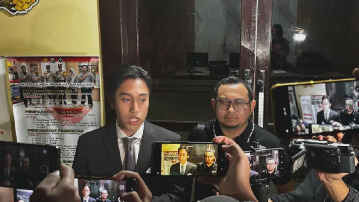 Makassar — Muhammad Khaerul Aco resmi melaporkan mantan istrinya, Bupati Gowa Husniah