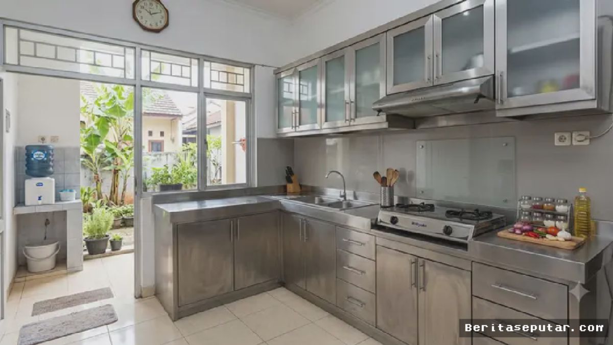 Jakarta – Tren Kitchen Set Anti-Noda Bikin Ibu Muda Semangat Masak