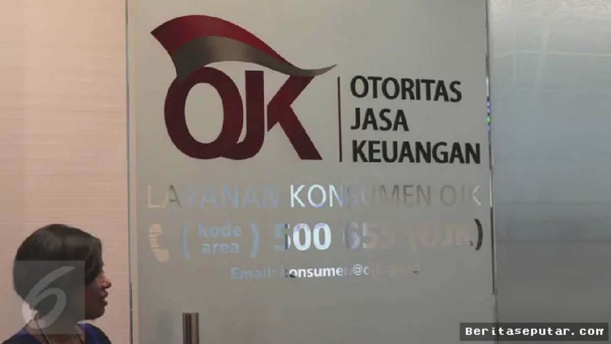 Di lantai tujuh gedung menjulang di pusat bisnis Jakarta, suara langkah kaki