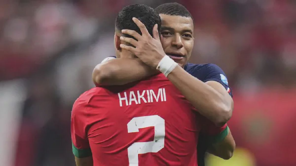Bromance Achraf Hakimi dan Kylian Mbappe Usai Duel Semifinal Piala Dunia