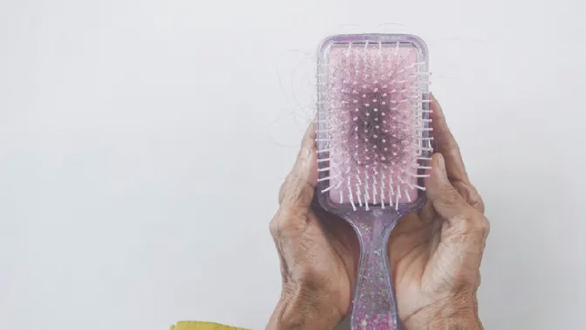 Di Balik Helai yang Jatuh, Ada Kisah tentang Rambut Rontok Normal