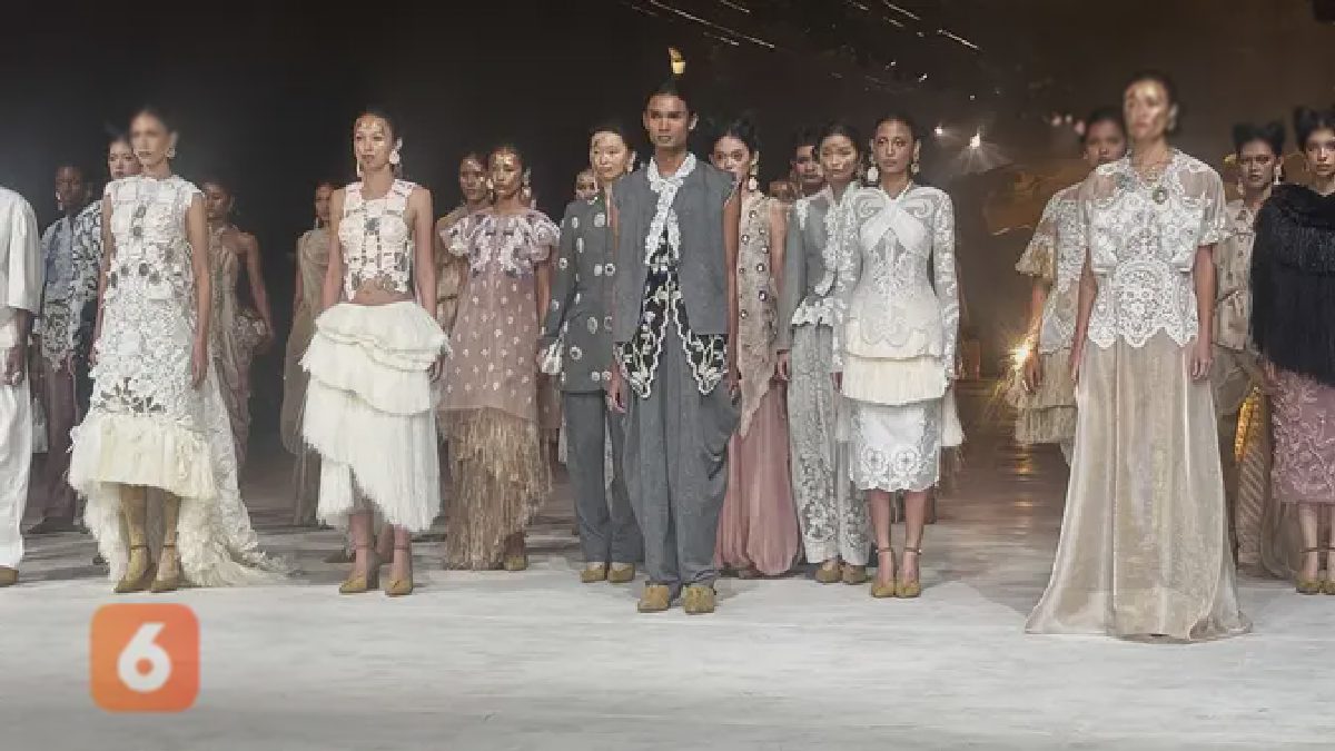 Koleksi KALA TOTON Tutup Gemilang Mulia in Fashion 2026