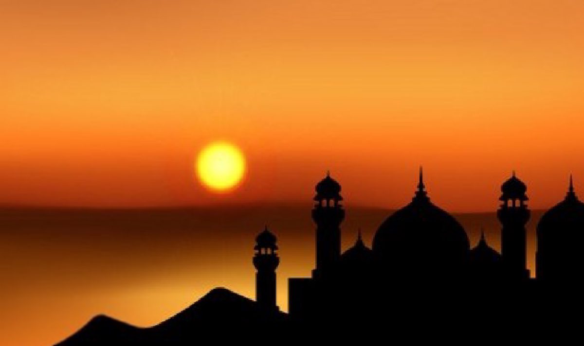 Cinta di Antara Senja: Kisah Nyata Nin Enuy