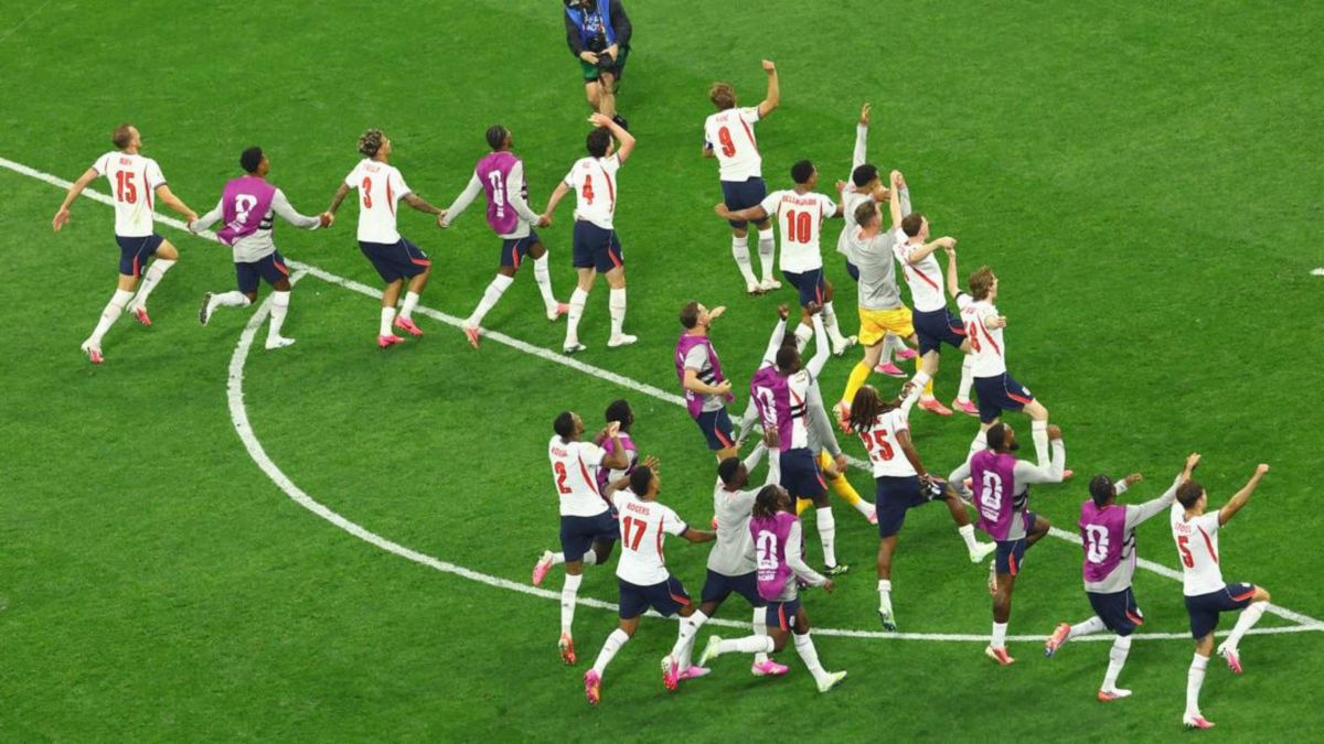 Inggris Lumat Meksiko, Jude Bellingham Cetak Dua Gol Spektakuler
